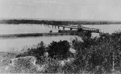 Pike railroad bridge