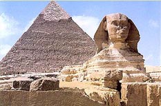 great pyramid and sphinx at Giza